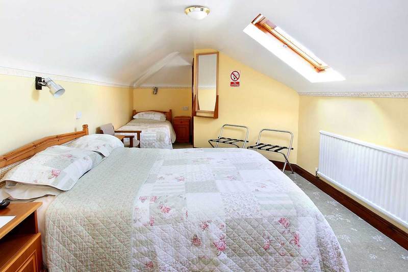 Suncrest Hotel Waterford Bagian luar foto