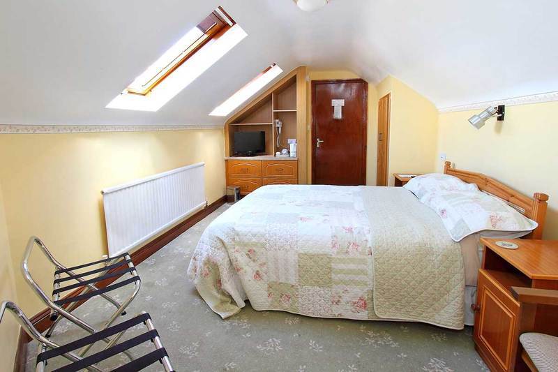 Suncrest Hotel Waterford Bagian luar foto